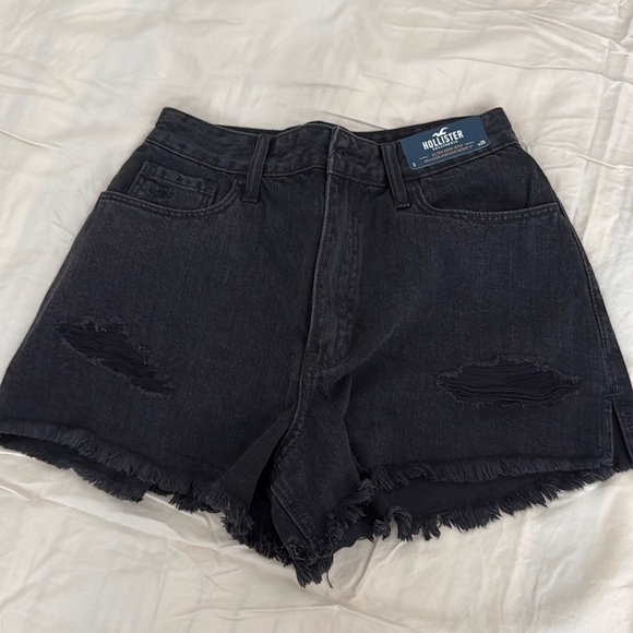 NWT Hollister Denim Shorts - Picture 1 of 3